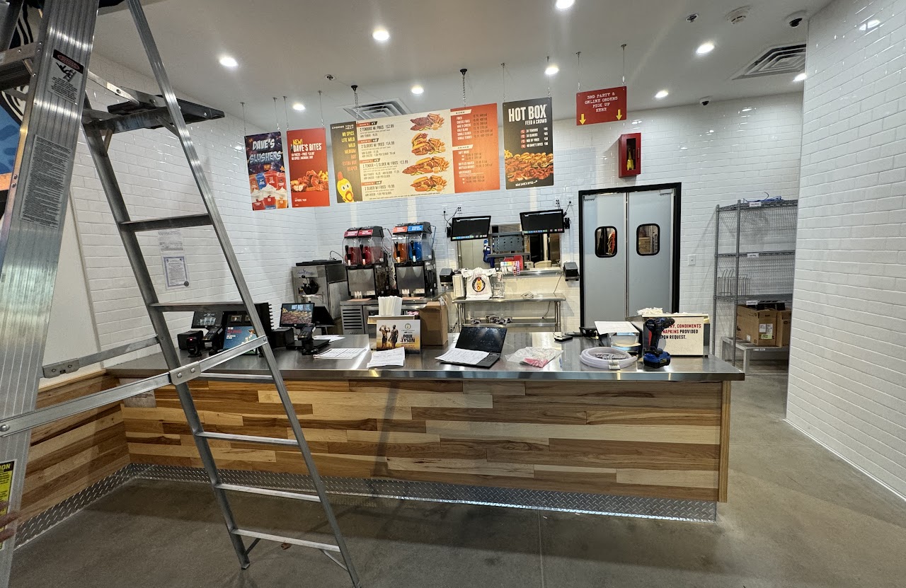 Dave's Hot Chicken — service counter