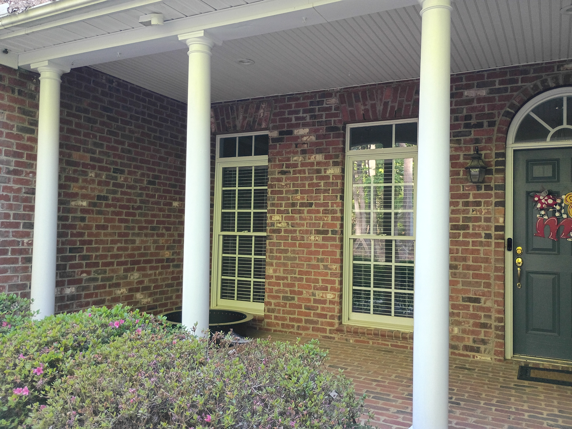 Load-bearing column install & paint